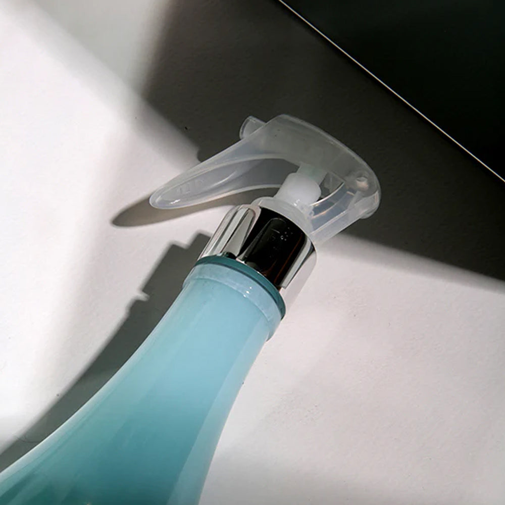 K-Gloss™ | De-Frizzing Treatment 355ml spray nozzle